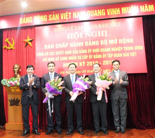 Ông Đào Đình Thi - Chủ tịch HĐQT Tập đoàn Bảo Việt, giữ chức Bí thư Đảng ủy Tập đoàn