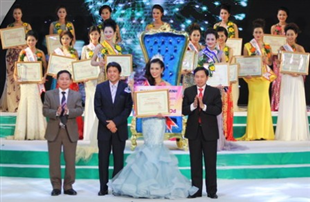 Đào Thị Minh Ngọc đoạt Danh hiệu 