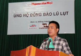 Ấm tình người Hà Nội nơi vùng lũ