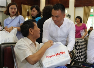 Thắp lửa tri ân đồng đội