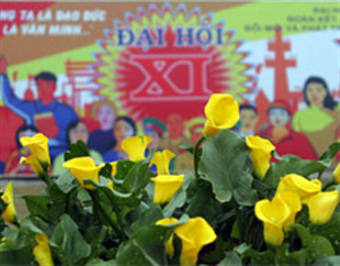 Hà Nội rực rỡ trước ngày khai mạc Đại hội Đảng